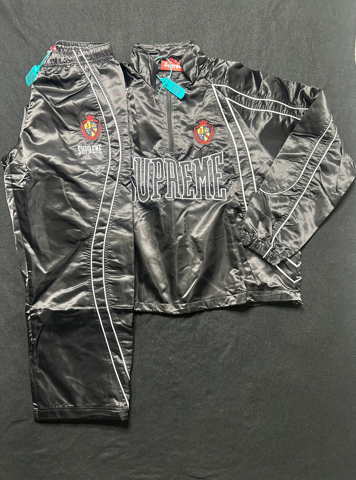 full set supreme satin piping pullover black